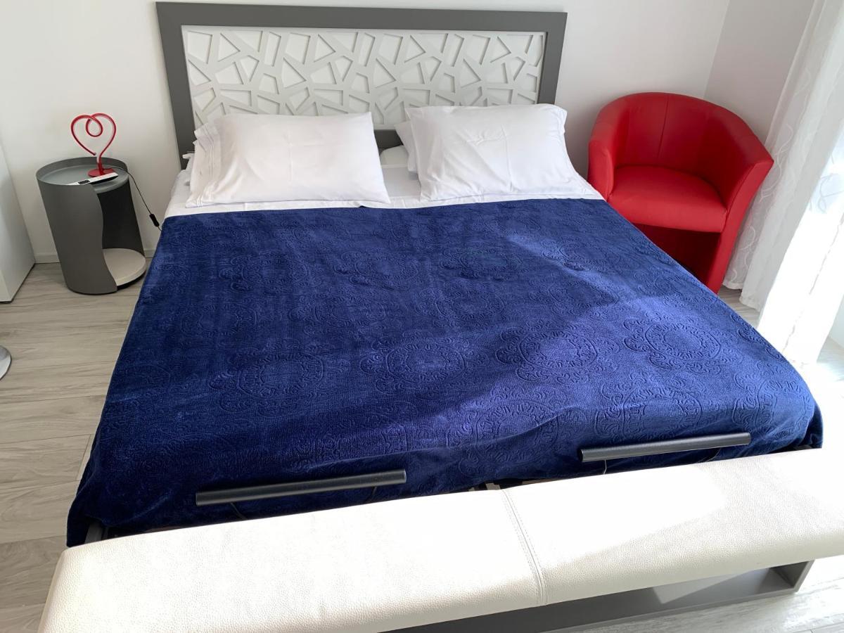 B&B Kelly Plus Лозанна Экстерьер фото